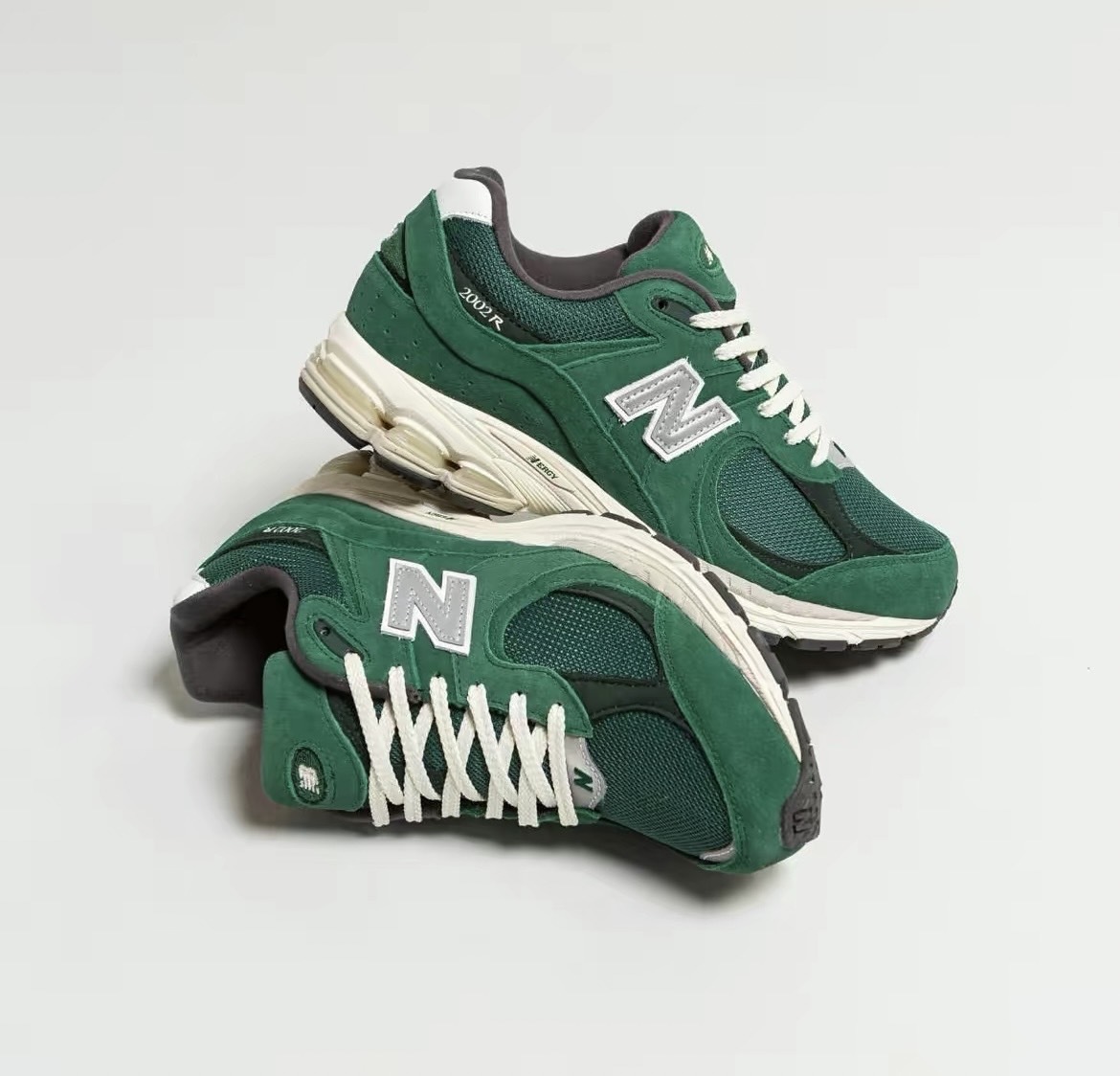 New Balance 2002R D楦 復古綠/ 藍 奶油底 男女同款