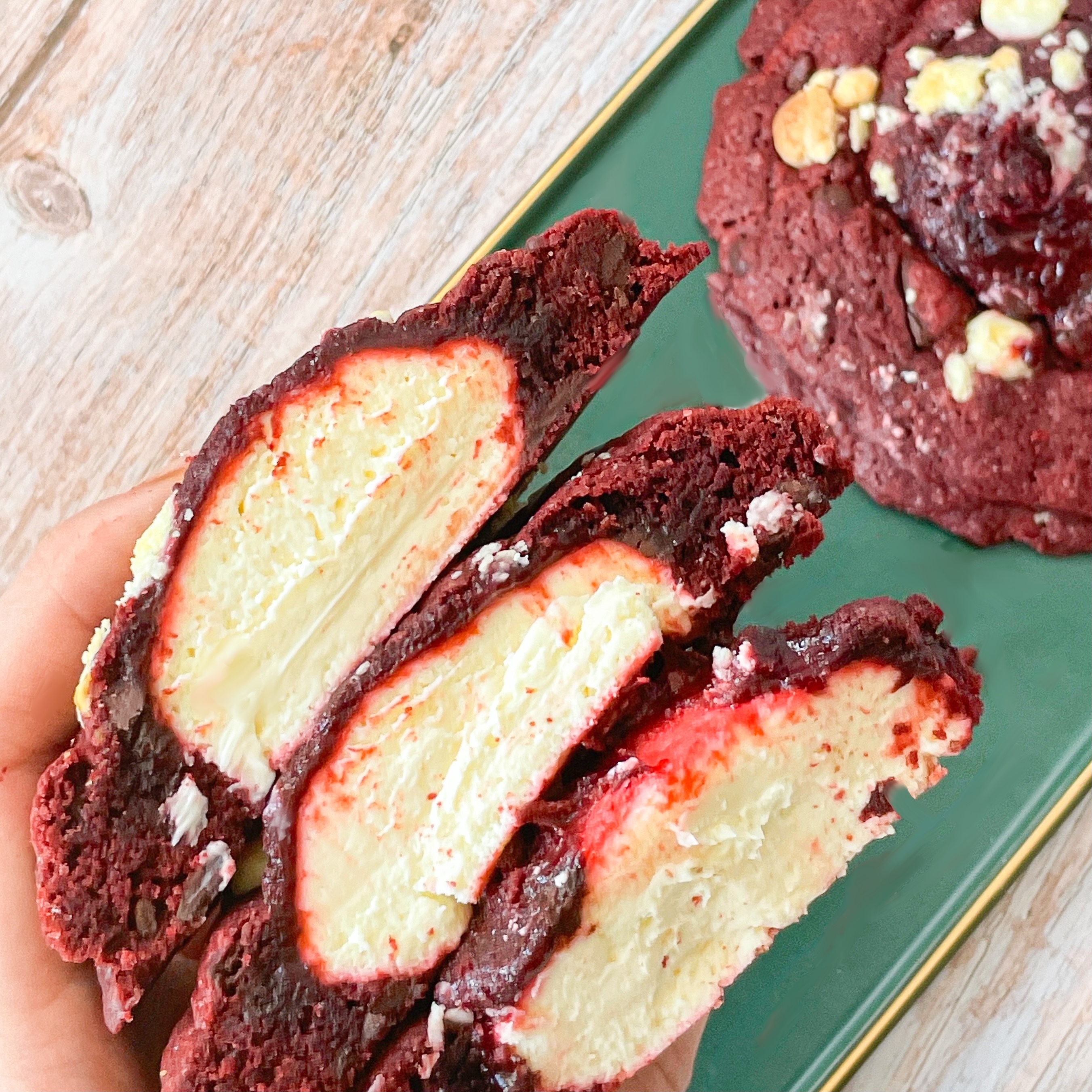 紅絲絨忌廉芝士軟曲奇