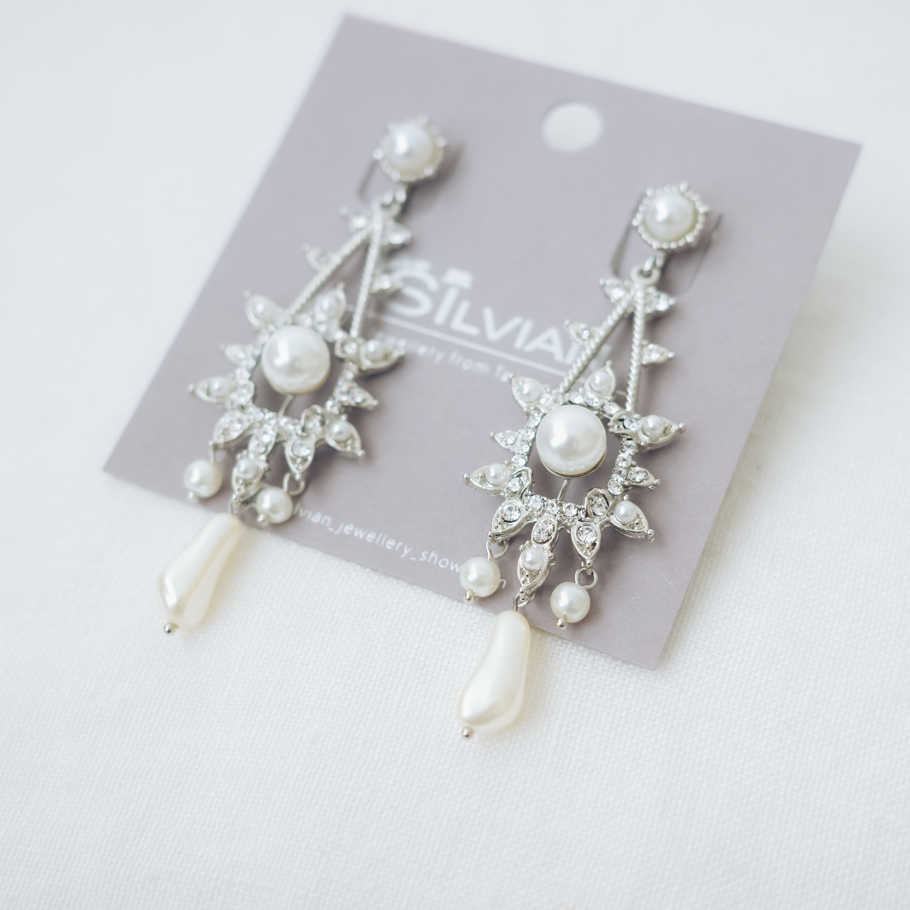 Earrings-556 (A)