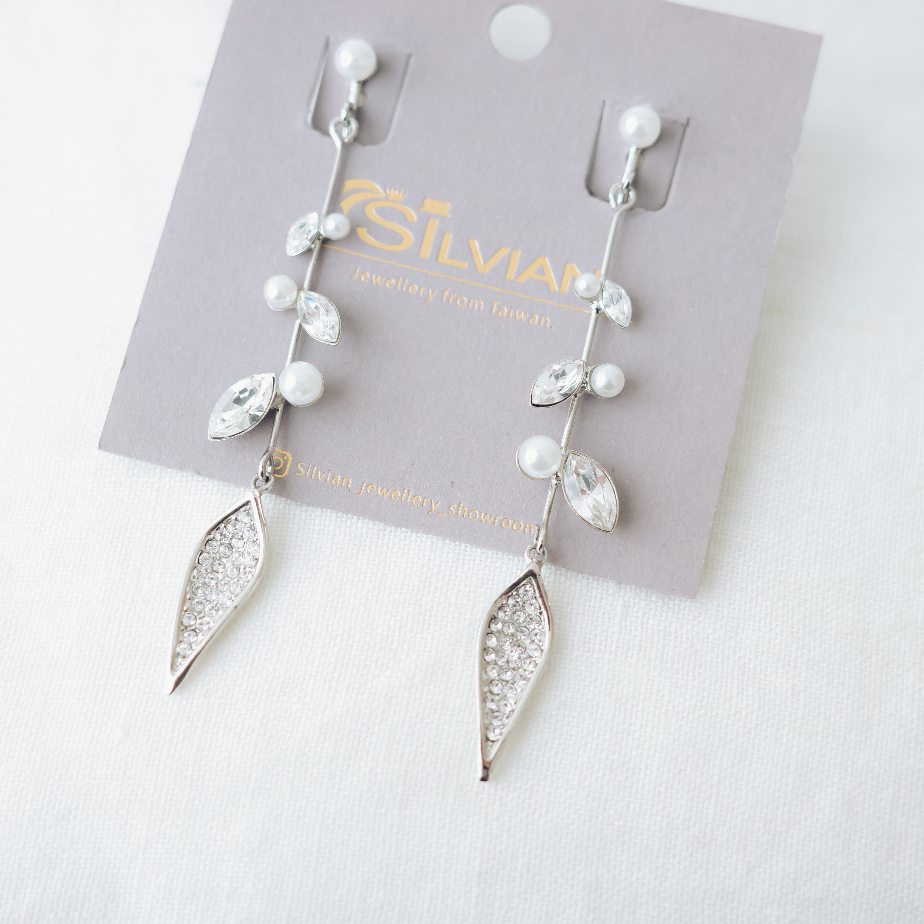 Earrings-560