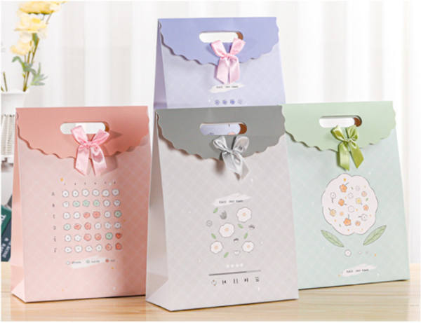 卡通翻蓋禮品手提袋 65241