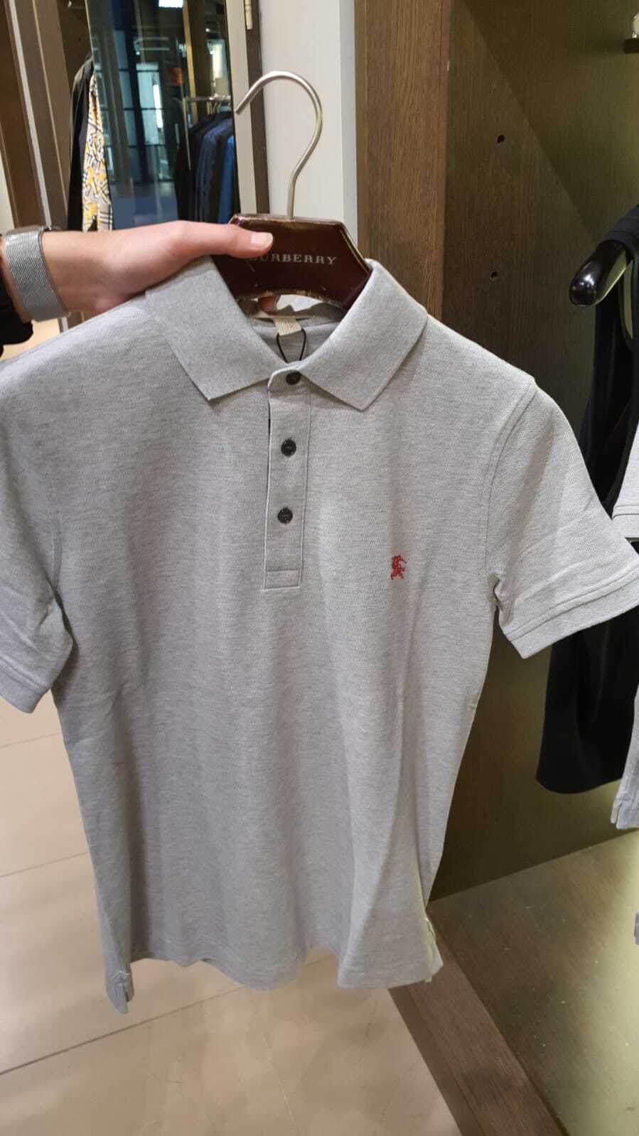 [E] BURBERRY WHEELER POLO TEE,PALE GREY MELA 10309, 40551201005 (EB92)