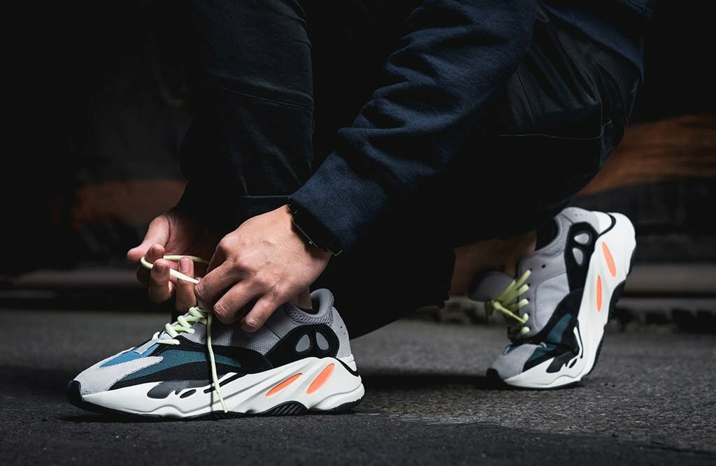 Adidas Yeezy Boost 700 Wave Runner OG配色