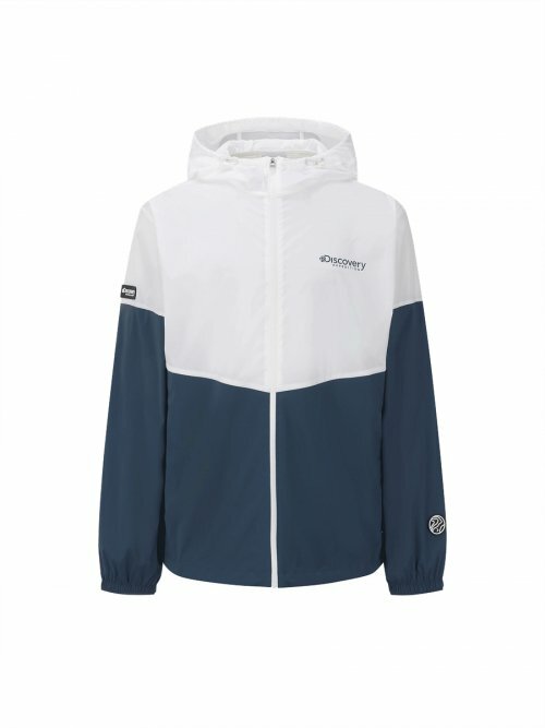 Discovery 輕量 男 連帽 臂徽章 風衣 外套 綠松石 DMWJ61023-TQD