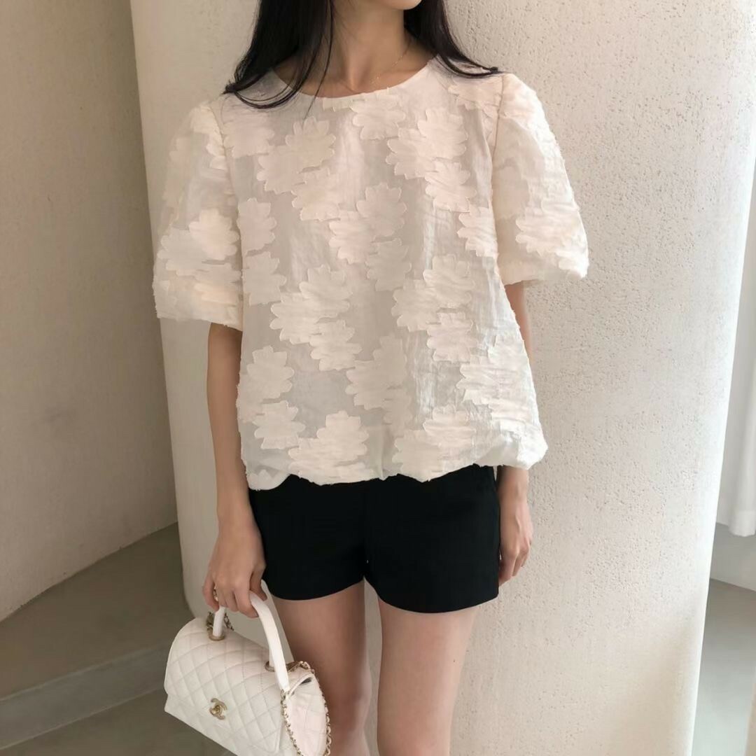雲朵燈籠袖縮擺上衣