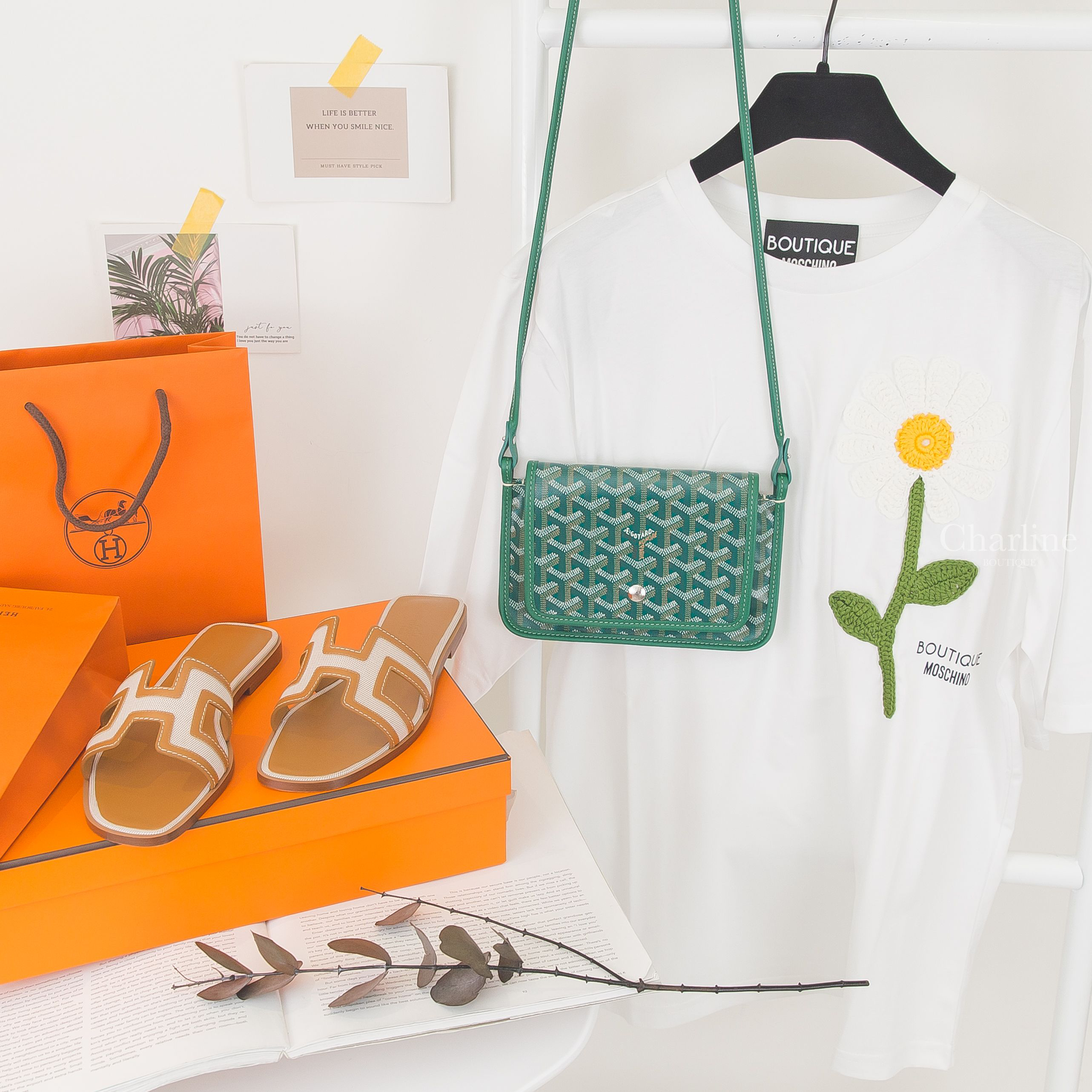 Goyard Portefeuille Pochette Plu 綠色牛皮肩背包,Hermès Oran Sandals 榛果色/米色 H Logo 牛皮拼接丹寧帆布平底拖鞋-Charline Boutique 精品代購