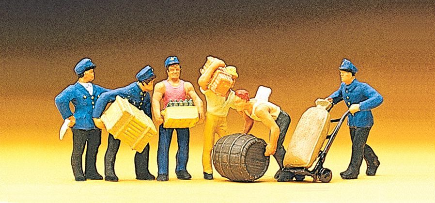 Preiser 10016 HO scale, Goods floor staff with cargo