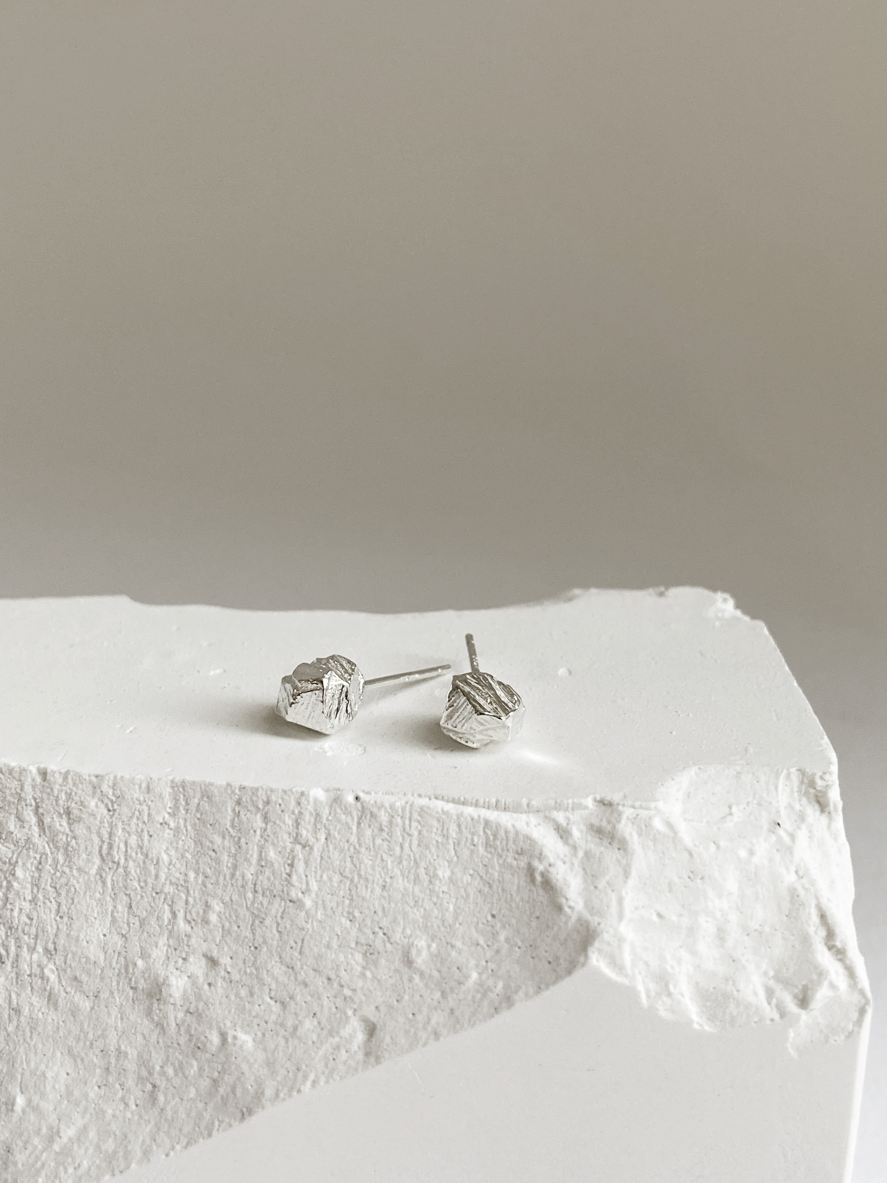 Shanho Jewelry Stone 小石子耳環