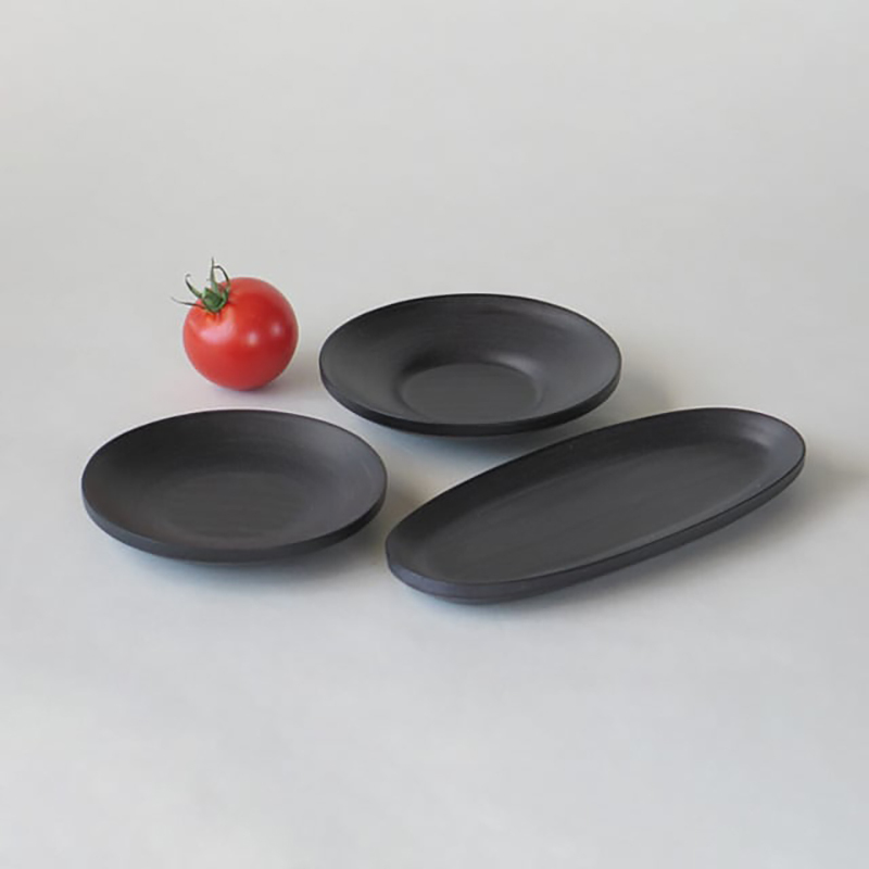 日本 BUNACO 黑色木製茶杯碟