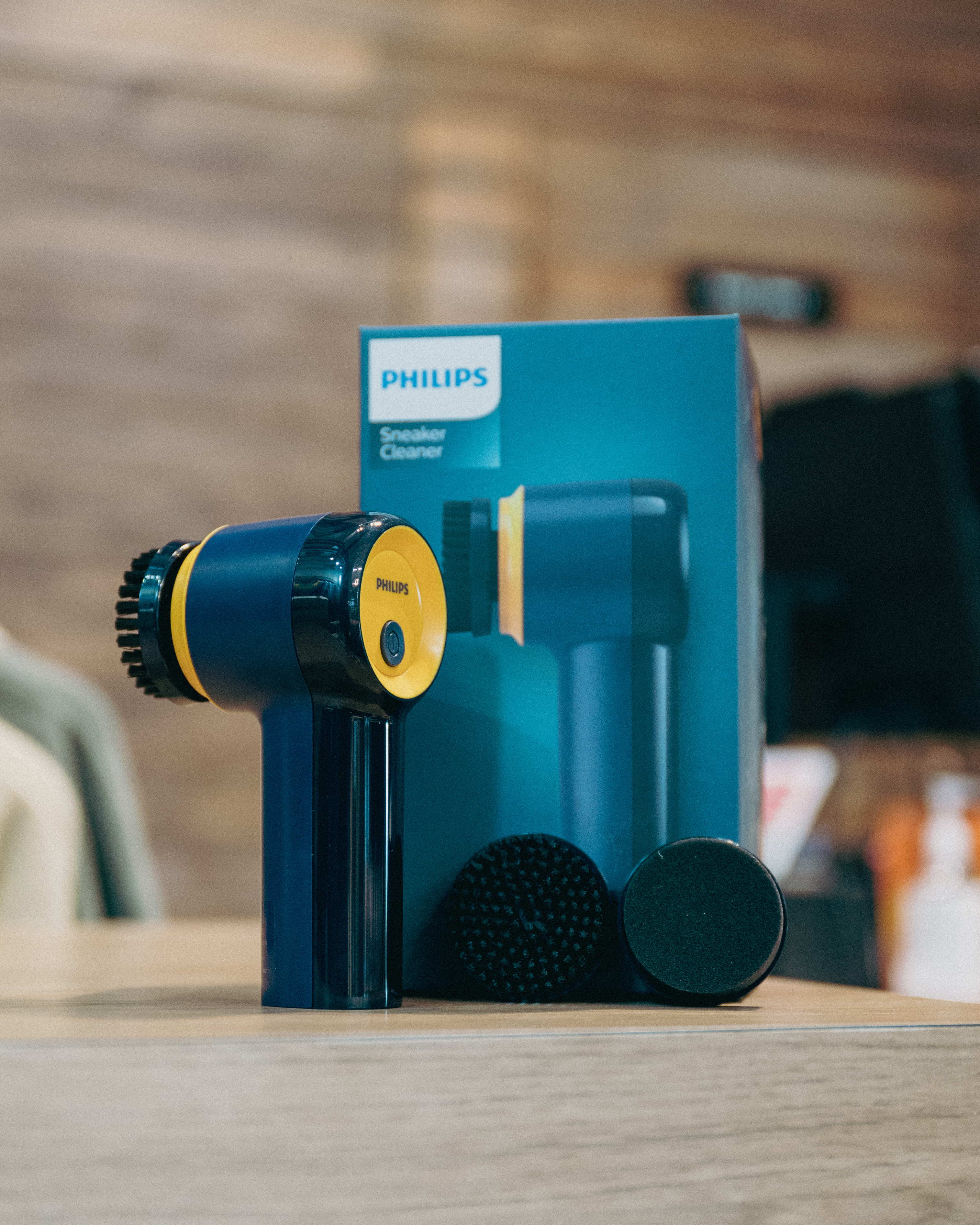 【現貨】Philips 電動潔鞋機