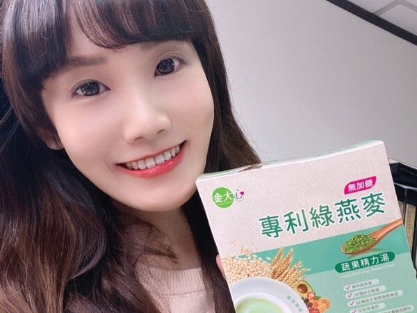 網紅推薦 金大心 專利綠燕麥蔬果精力湯