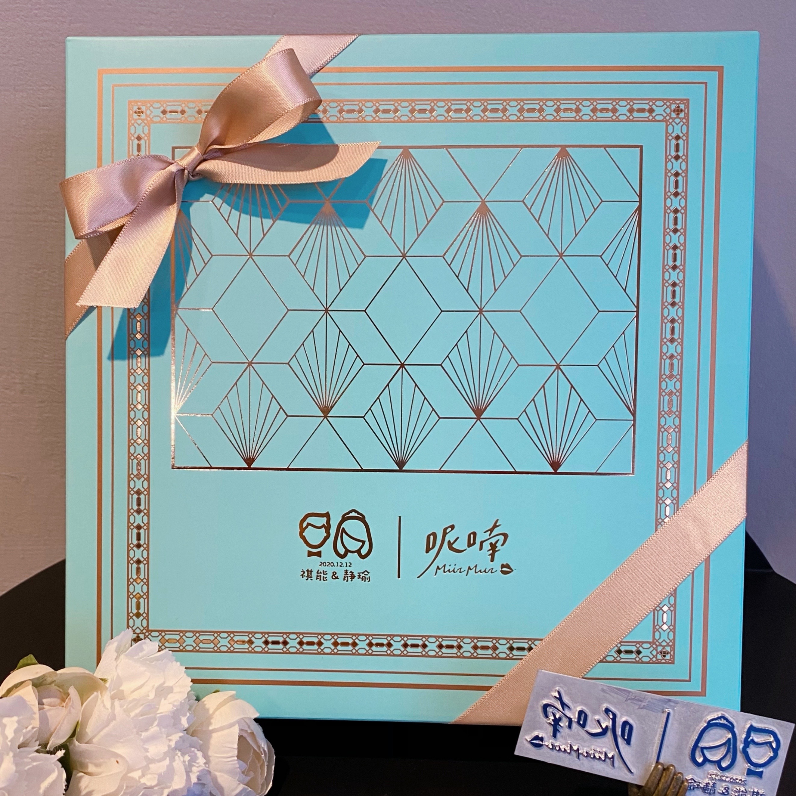 呢喃MURMUR獨特的婚禮小物蛋糕,超多人推薦的特別婚禮小物,適合適用在婚禮小物的桌上禮和探房禮和參加活動禮還有伴郎伴娘禮!最值得推薦的婚禮小物選擇就在台北市文山區的呢喃MURMUR