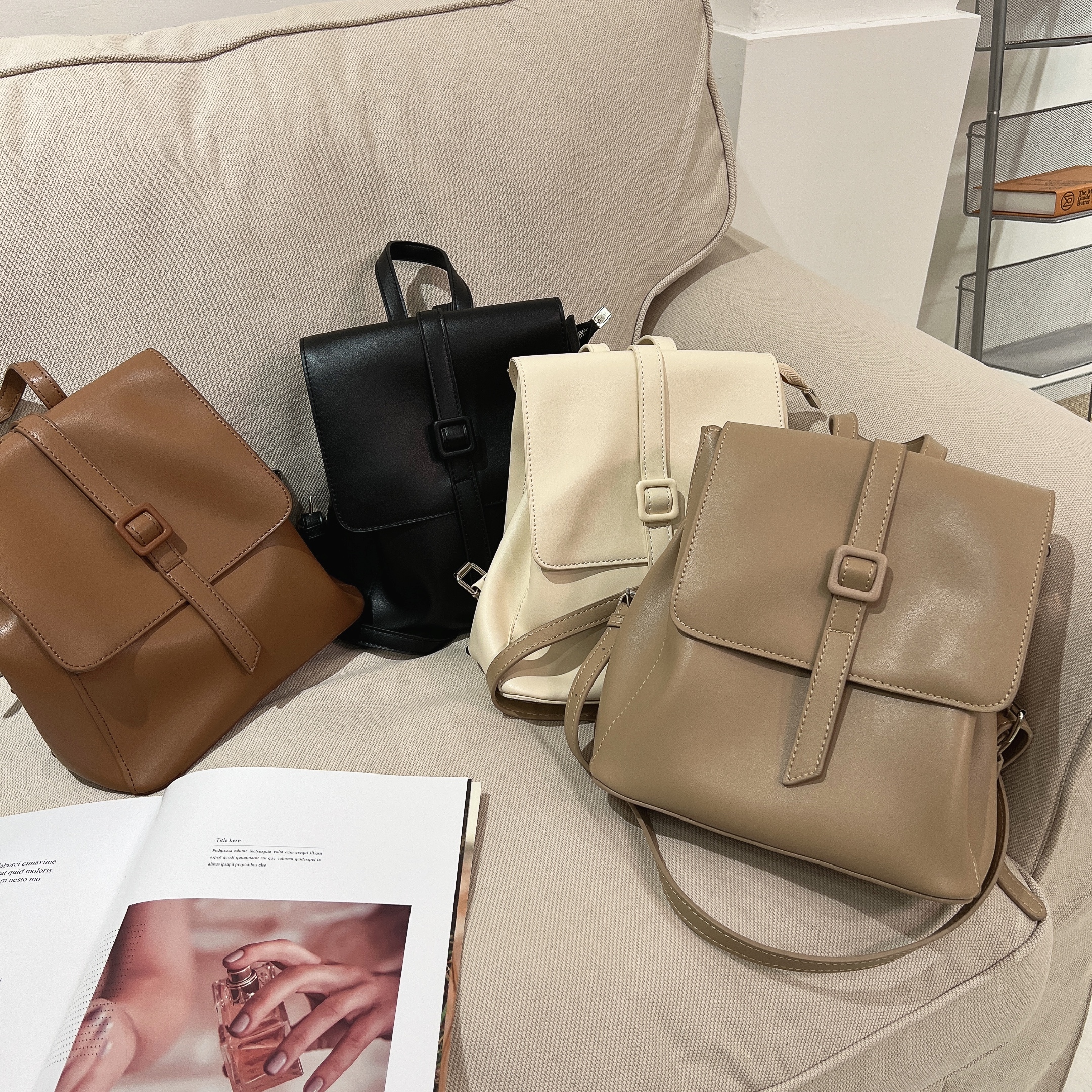 方扣質感後背包/四色