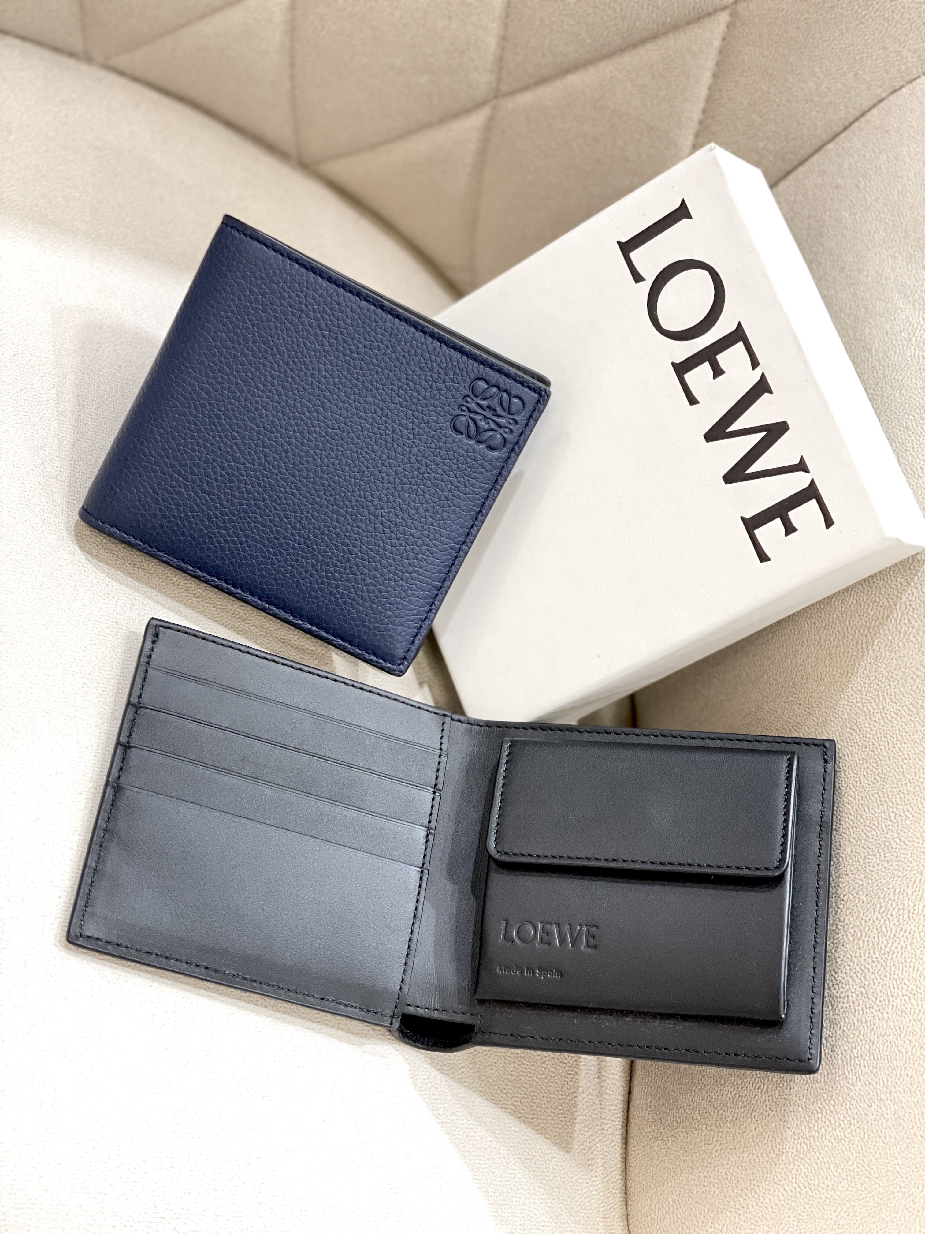 LOEWE Men's Bifold Coin Wallet