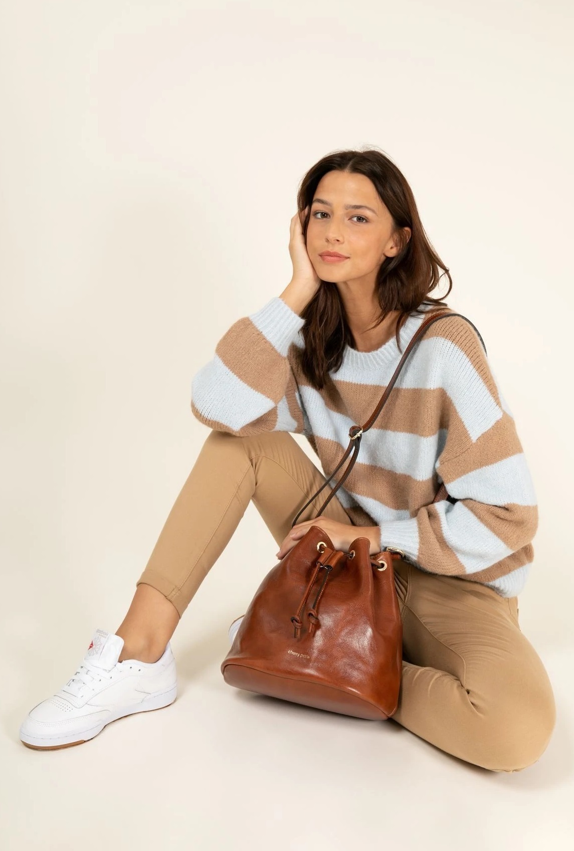 Cherry Paris Leather Bucket bag Linda 4009 Marron 啡色