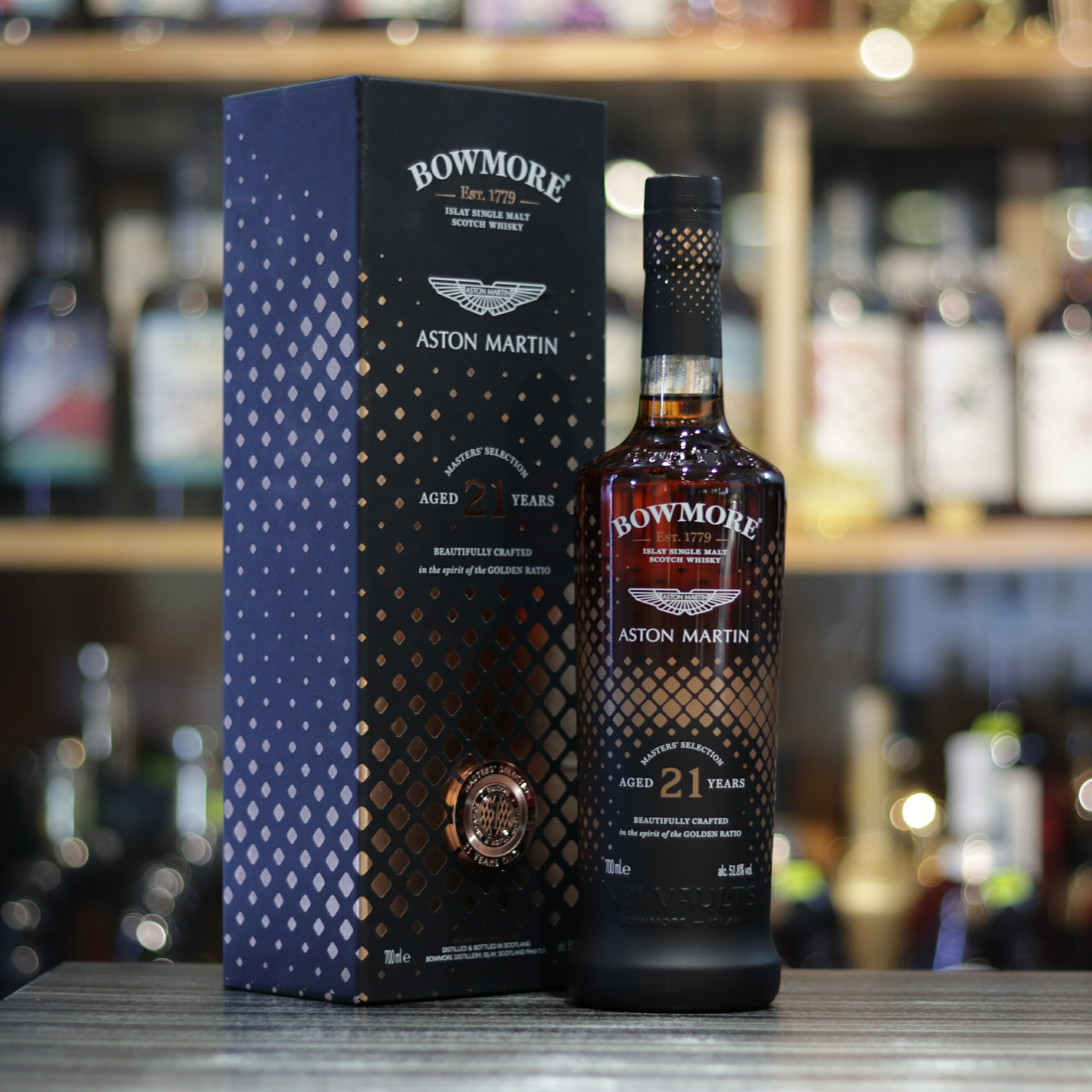 【国内未流通 限定品】BOWMORE ASTON MARTIN 10YEAR② DB12 Oberon Black #AstonMartin #DB12 #POWERDRIVEN