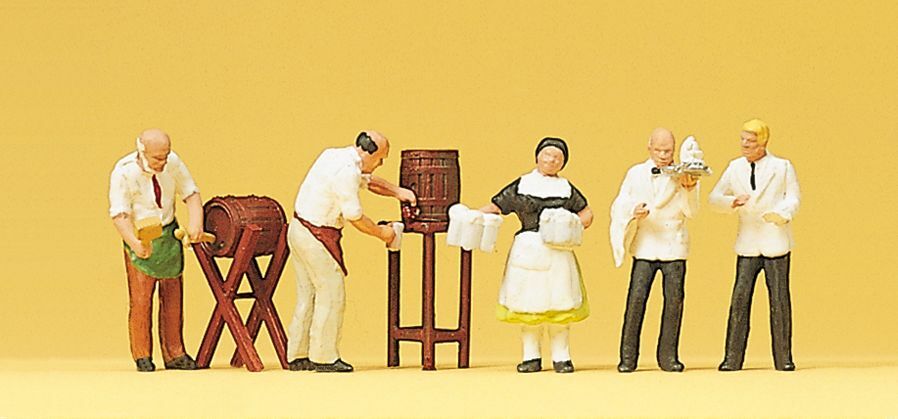 Preiser 10210 HO scale, Landlords, waitresses + waiters