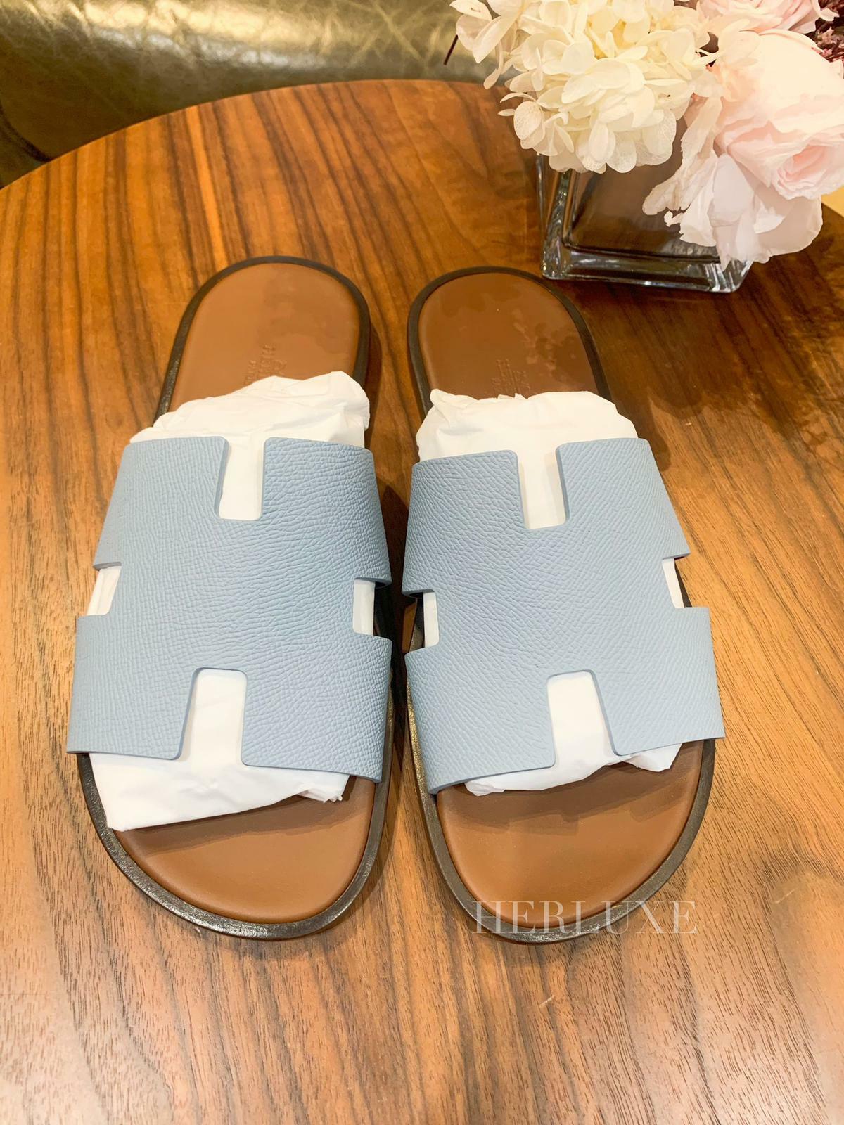 Izmir sandal baby blue epsom (可預訂鞋碼)