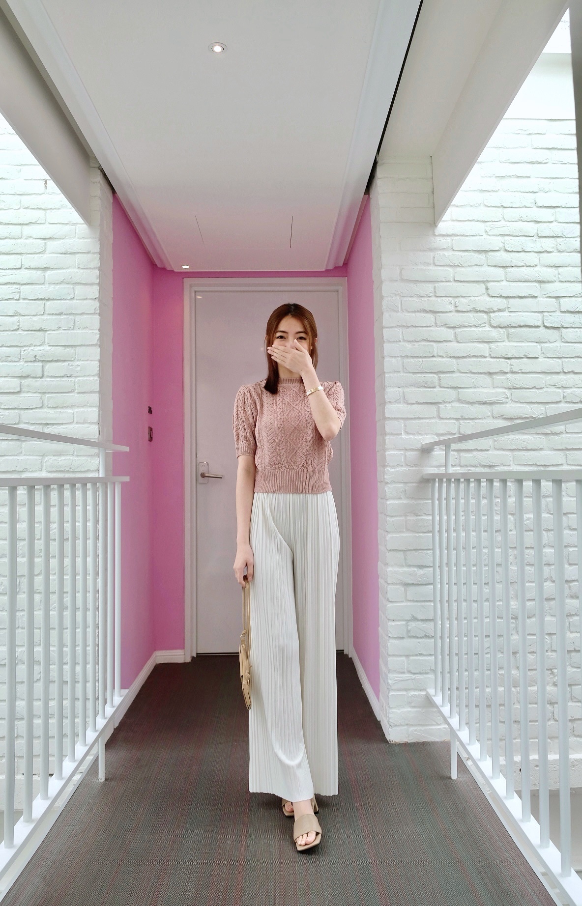 春日乾燥玫瑰麻花短袖針織