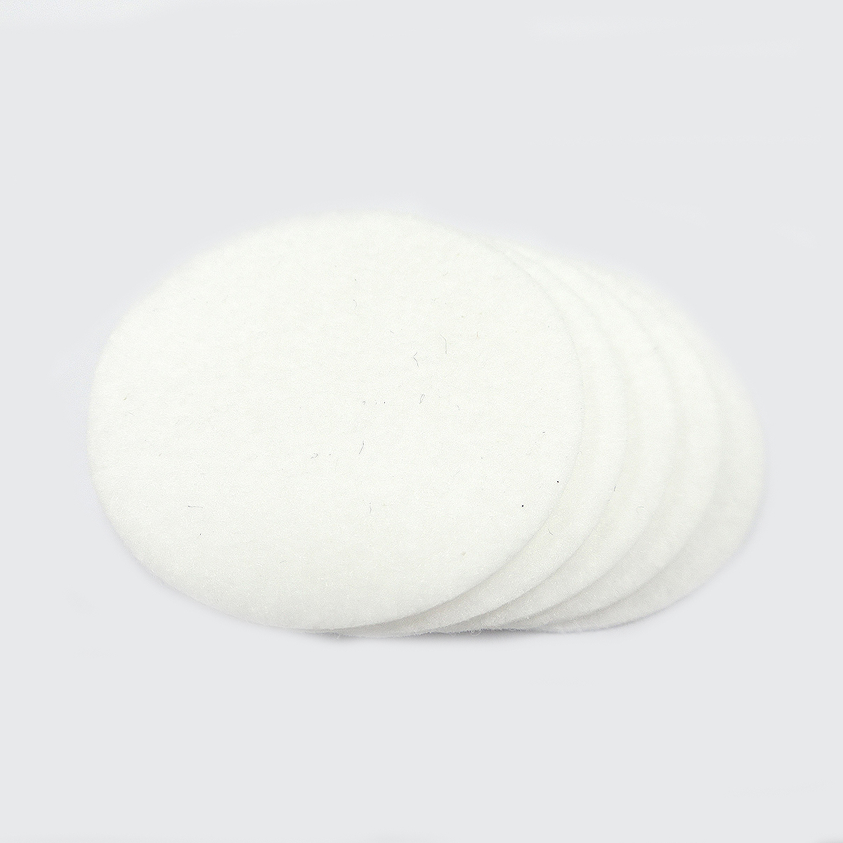 棉花的加工品種類多樣，如棉被、棉片到衣服等都是其的衍生產物