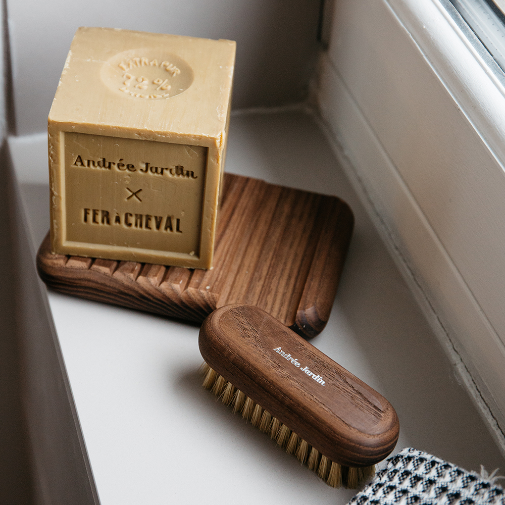 ANDREE JARDIN X FER A CHEVAL l 馬賽皂 x 皂盤 x 指甲刷禮盒組