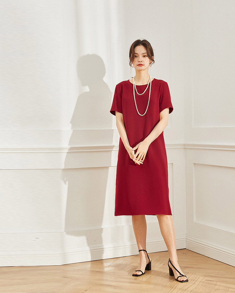 DEER.W 圓領素面直筒醋酸洋裝 紅色