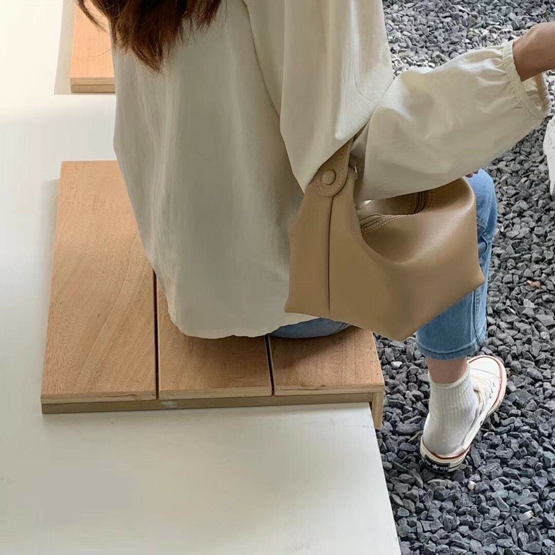 馬卡龍皮革餃子兩用包/四色