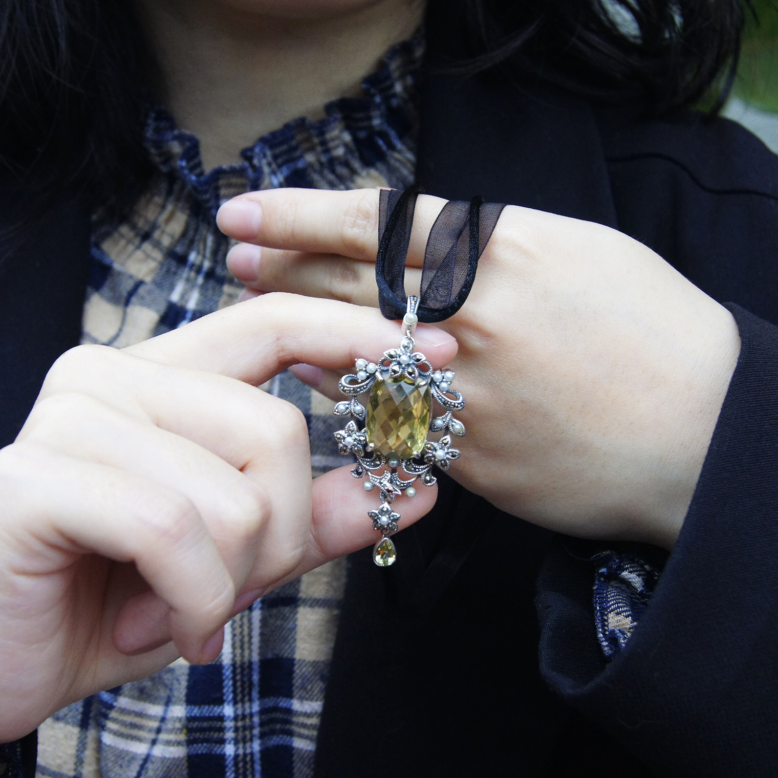 古典檸檬晶花卉胸墜