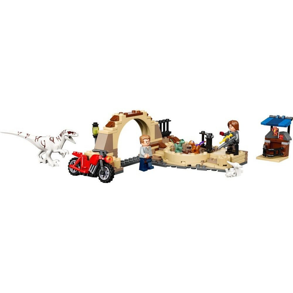 76945 - Atrociraptor Dinosaur: Bike Chase