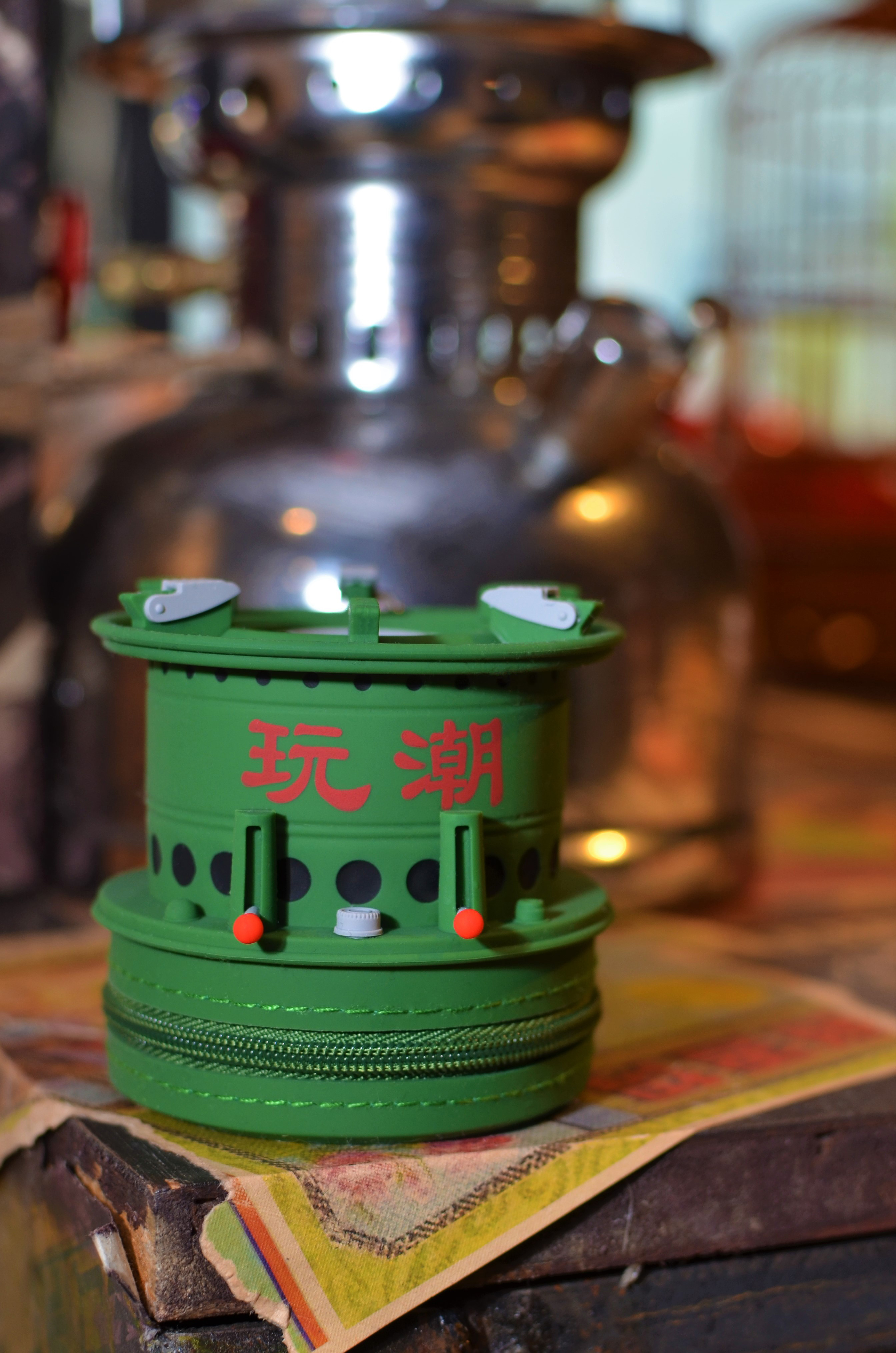 RANCHO coal oil stove shaped pouch with keyring