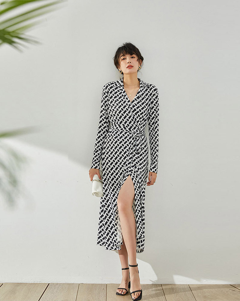 鍊紋V領綁帶長洋裝 黑色