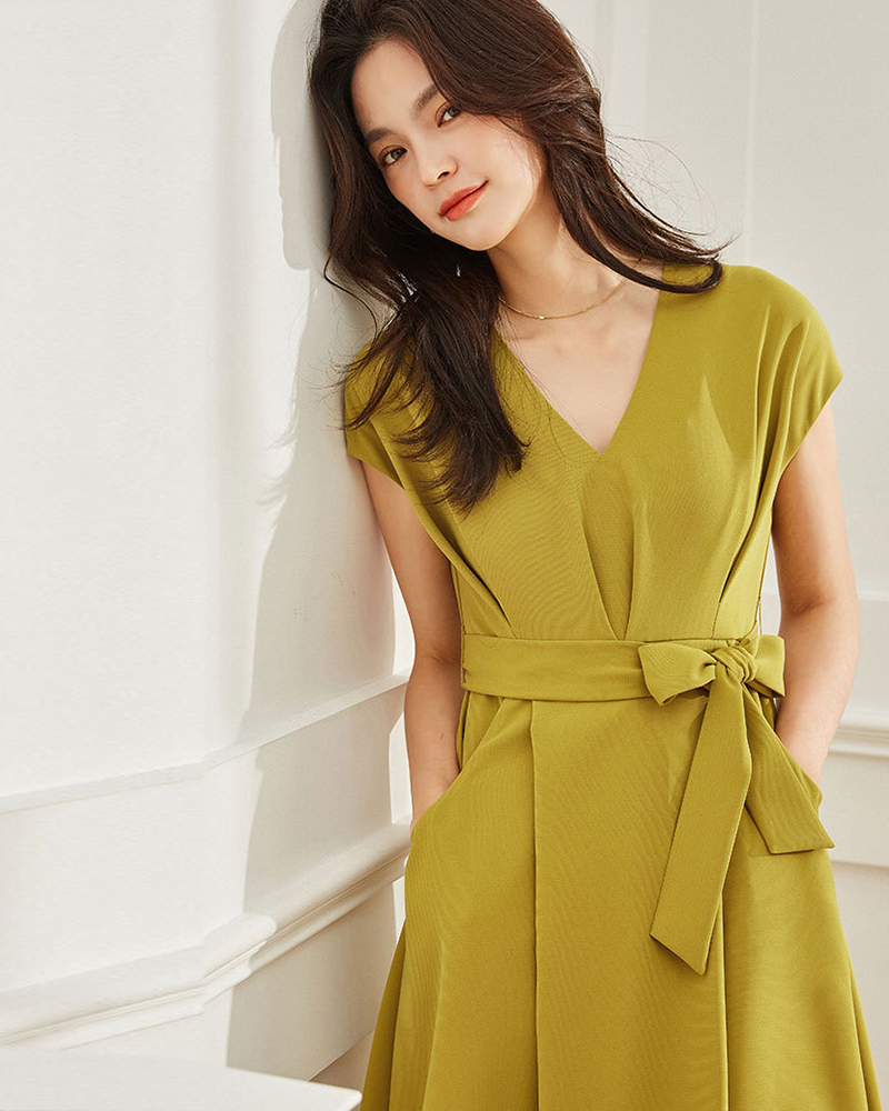 DEER.W V領收腰綁帶傘襬洋裝 黃綠