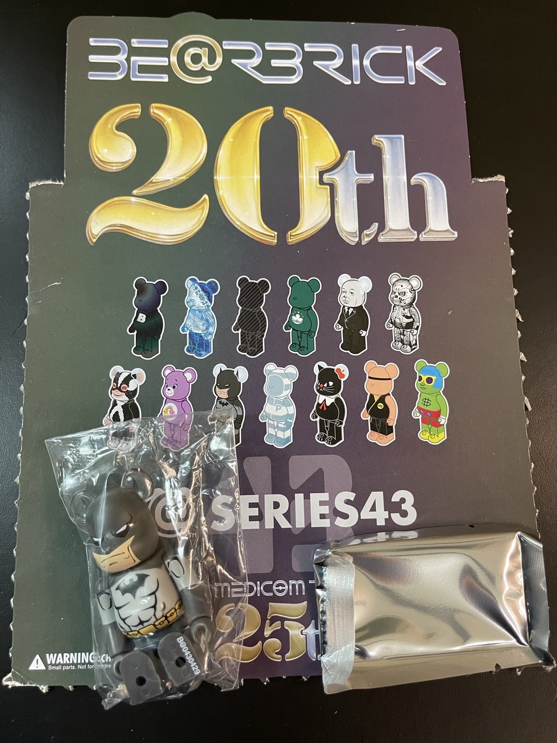 Bearbrick 100% series 43 - Hero Batman Hush