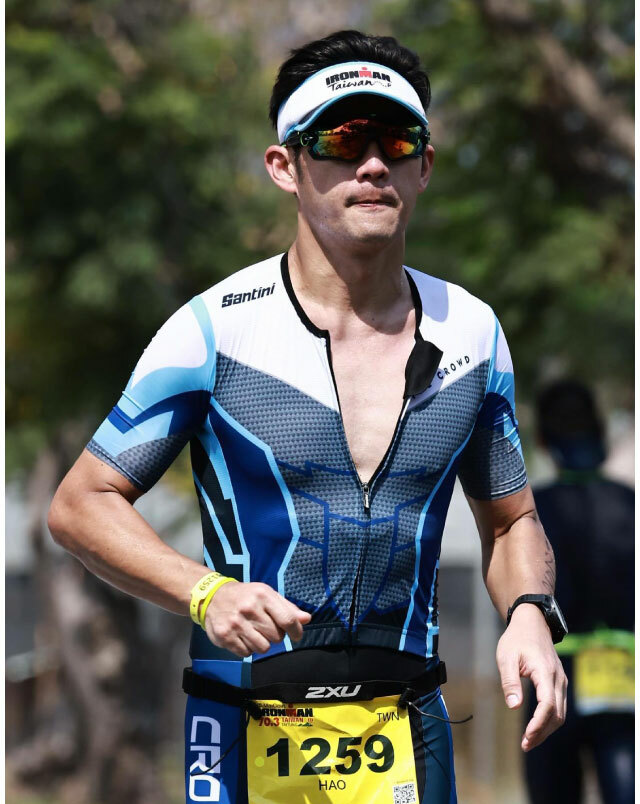 Santini訂製車衣-the crowd ride