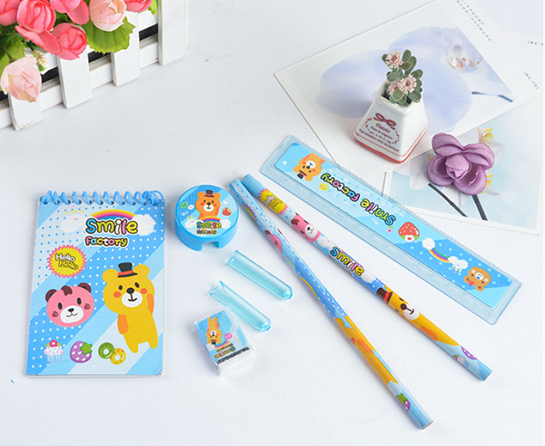 現貨區 貓形文具套裝 K088