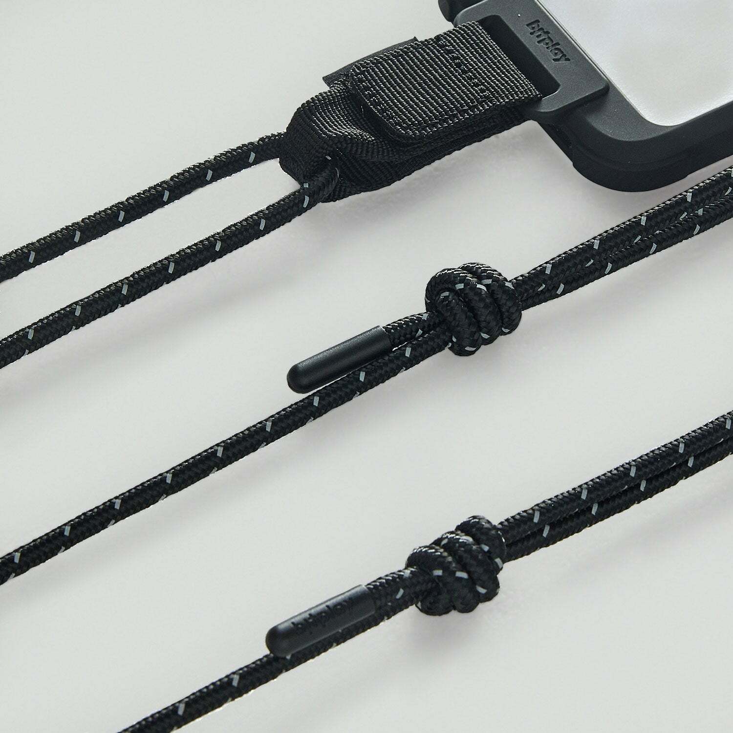 bitplay Wander Case 隨行殼 撞色風格掛繩