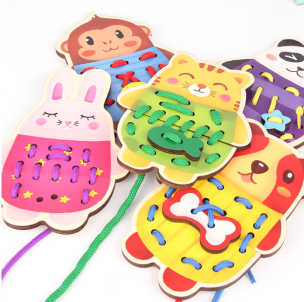 木質動物穿線板玩具 59491