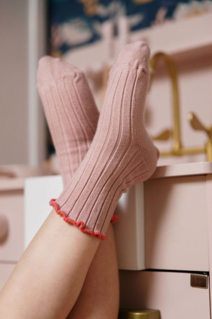 COLLÉGIEN - Delphine Lettuce Trim Ribbed Socks（Glacier）