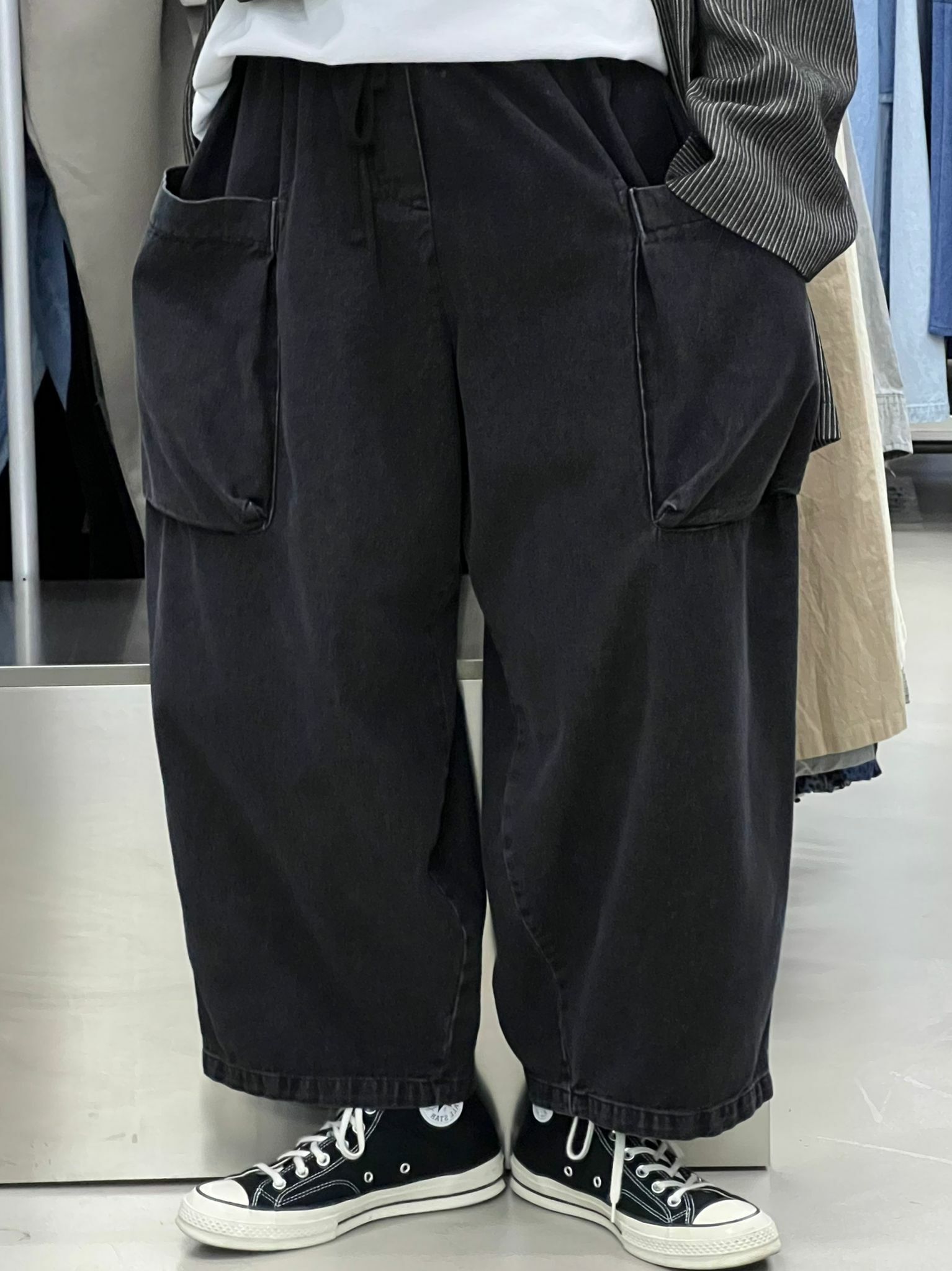 大袋牛仔闊褲 P1594