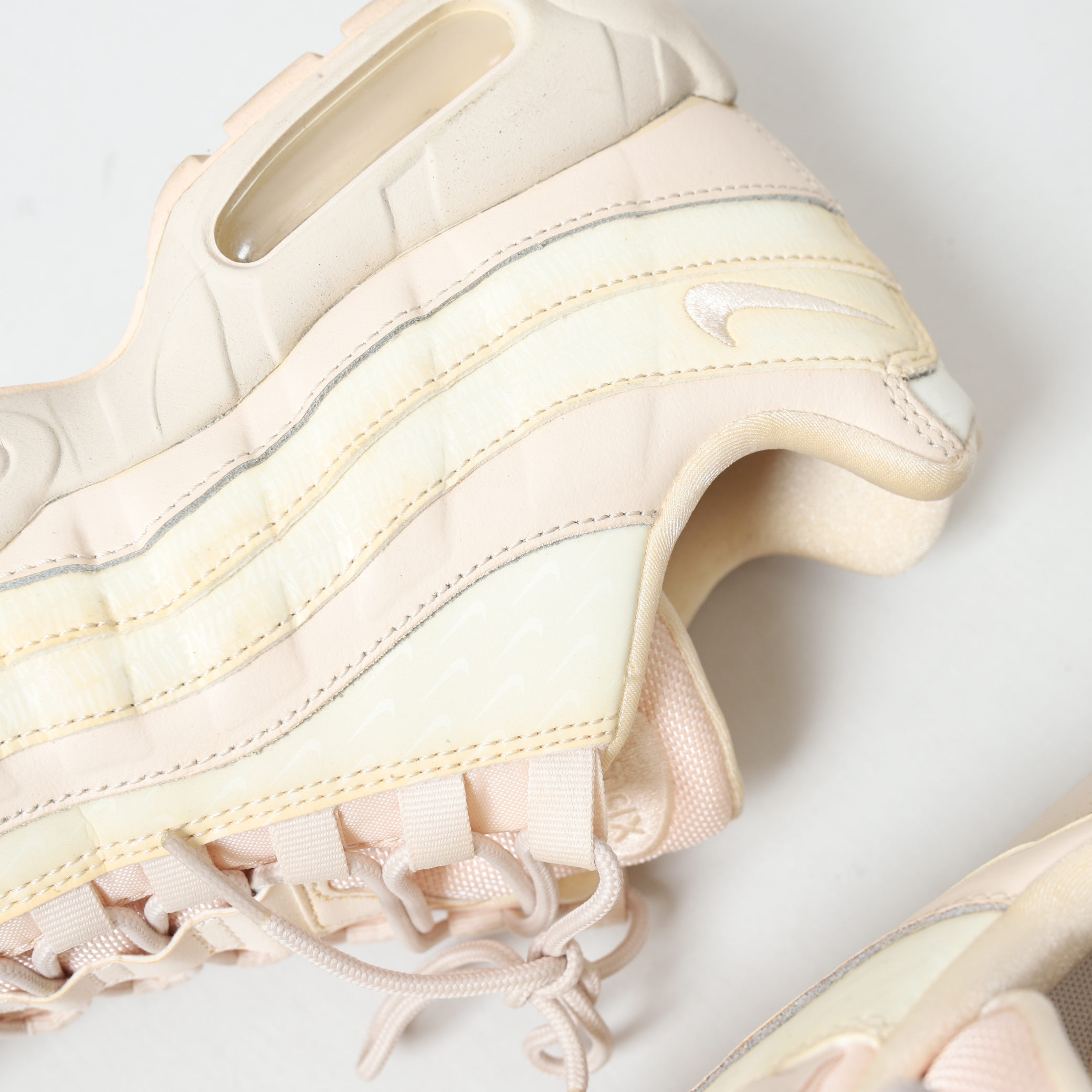 【二手商品 US9/26CM】NIKE AIR MAX 95 LX 乾燥花 粉杏色 氣墊 休閒鞋【AA1103-800】