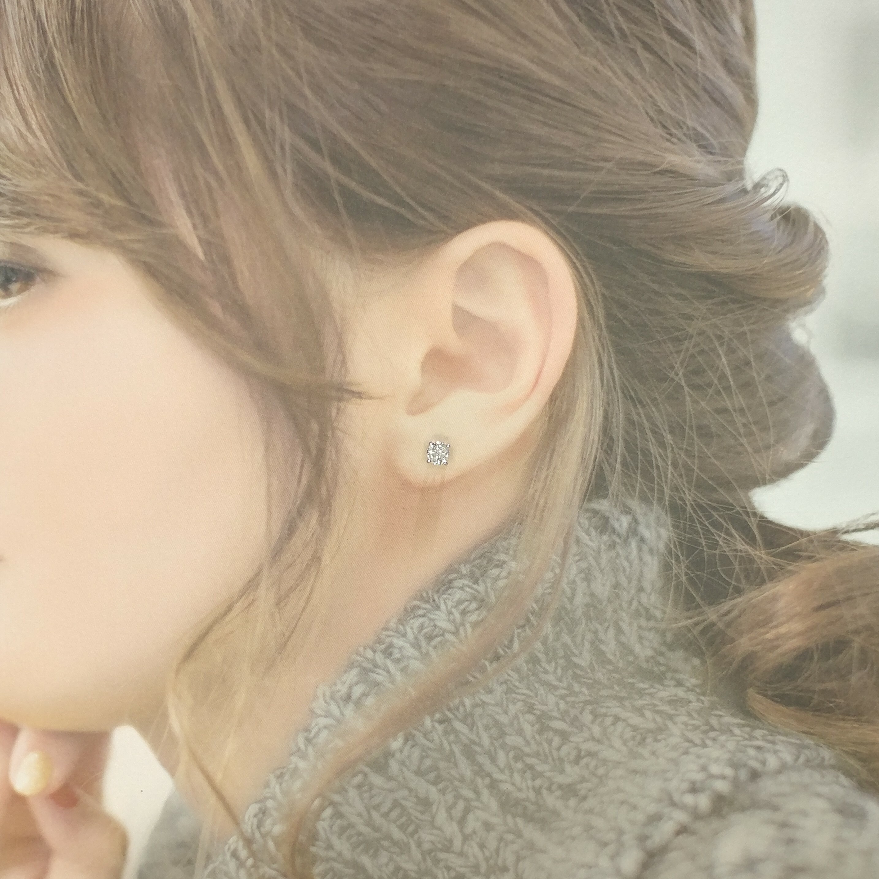 全新18K白金【主石1卡1份鑽石】耳環