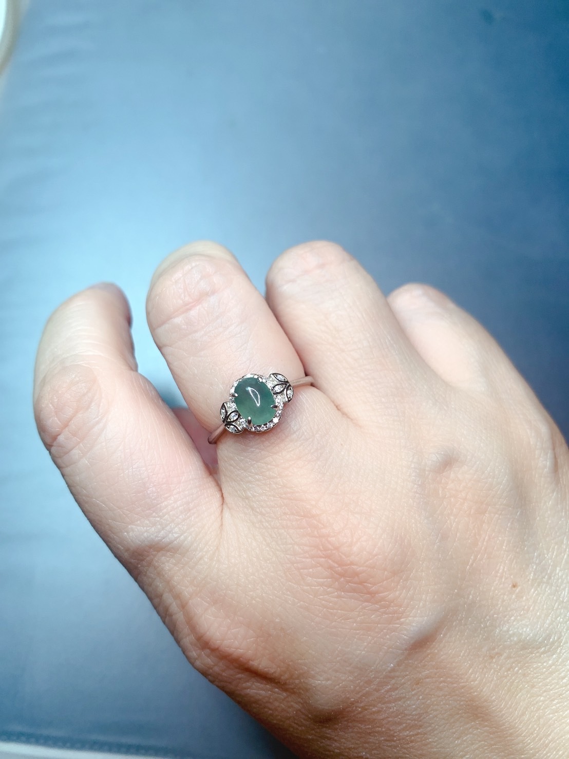 冰晴水底翡翠銀戒丨古典優雅