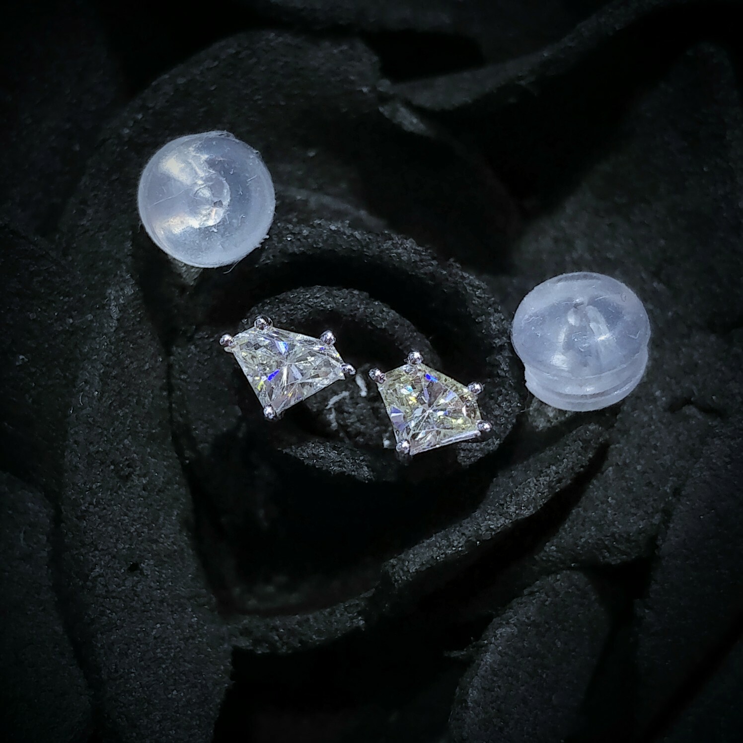 全新18K白金【主石31份鑽石】耳環