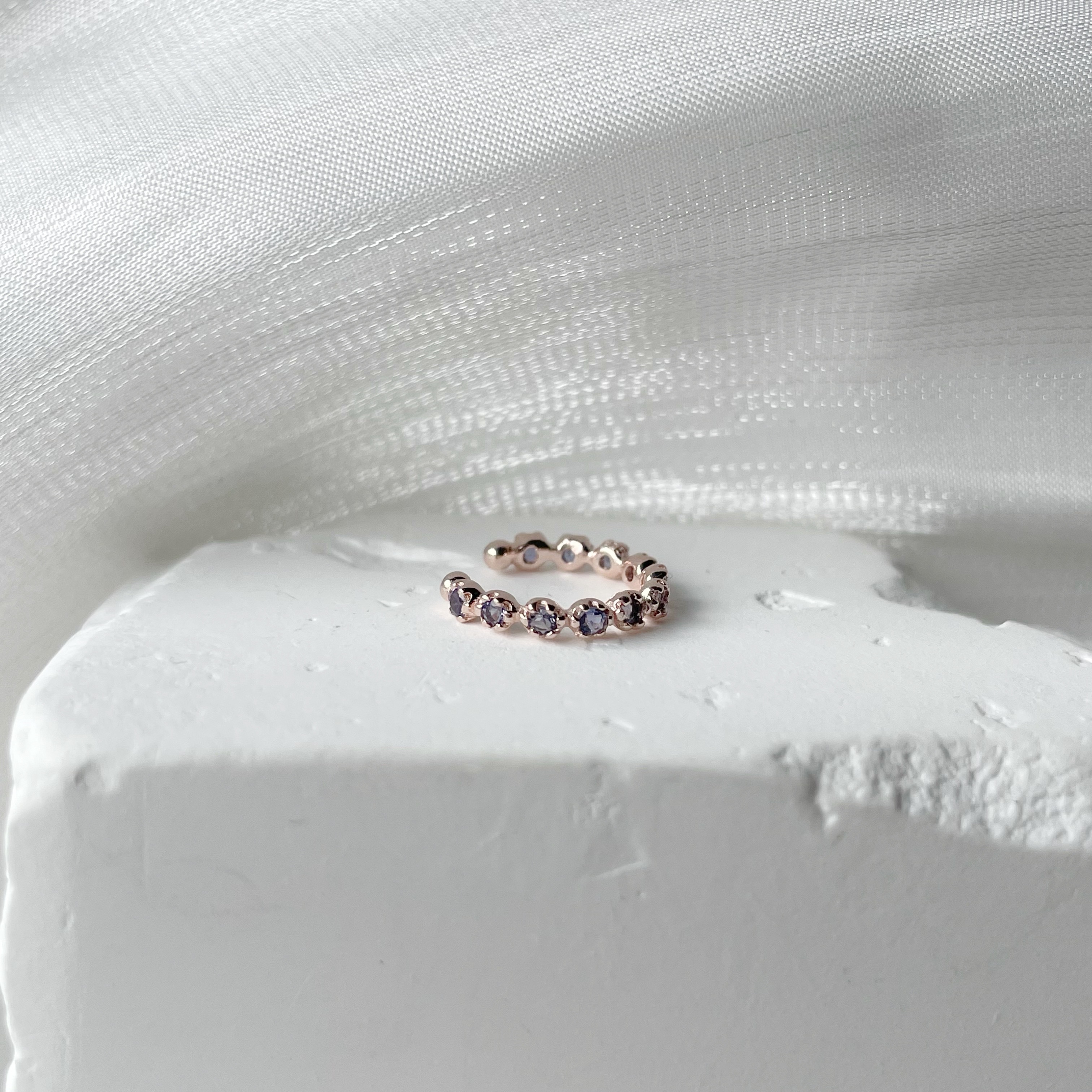 整圈小花堇青石耳骨夾