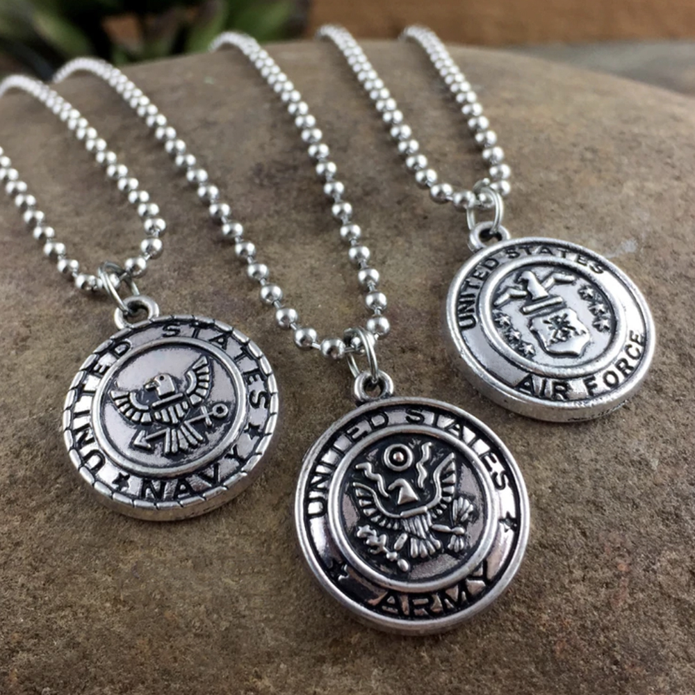 美國 Bullet - 美軍圖騰 復古徽章項鍊（陸軍 / Army）