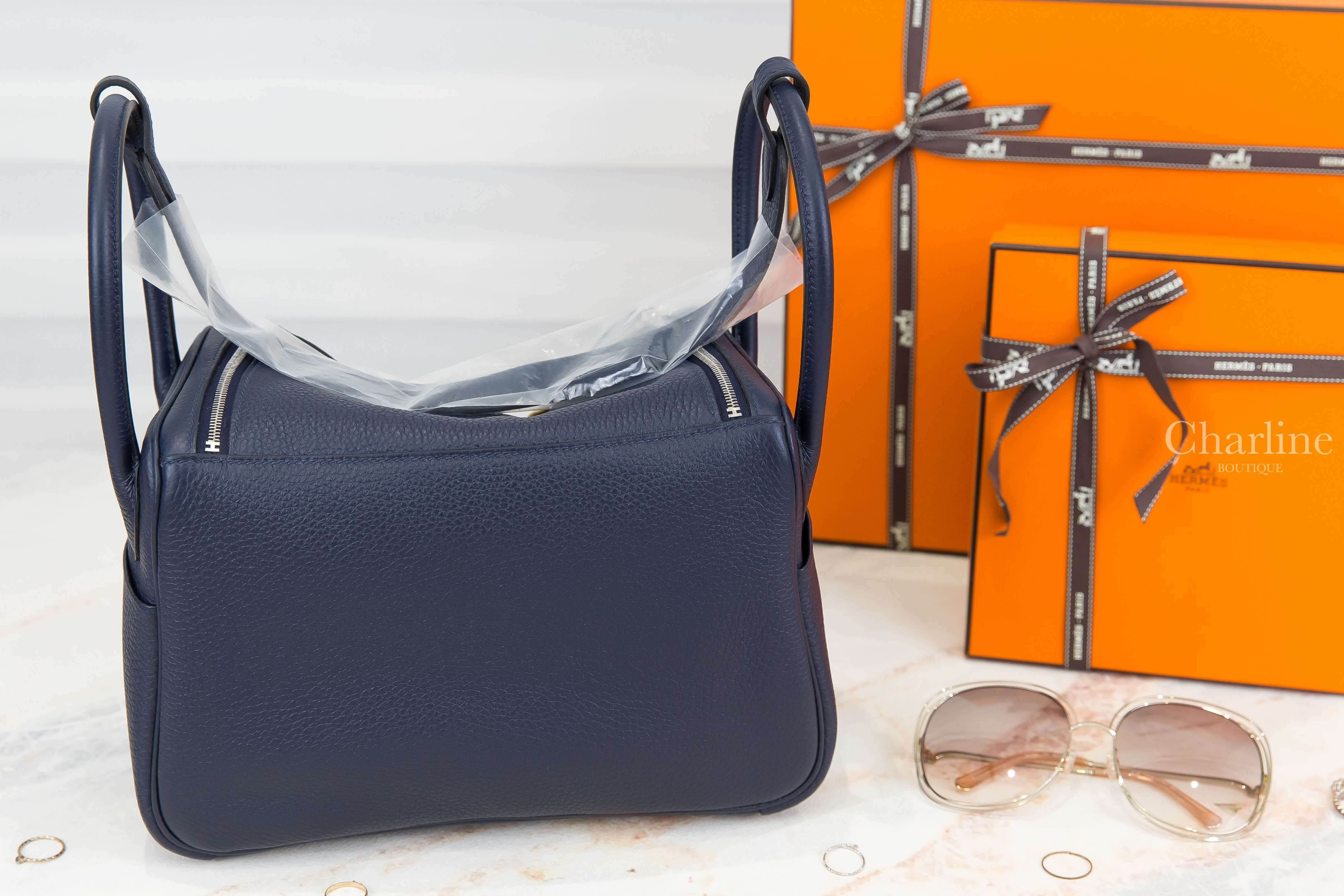 Hermès Lindy 26cm 2Z Bleu Nuit Taurillon Clemence U刻午夜藍銀釦-Charline Boutique 精品代購
