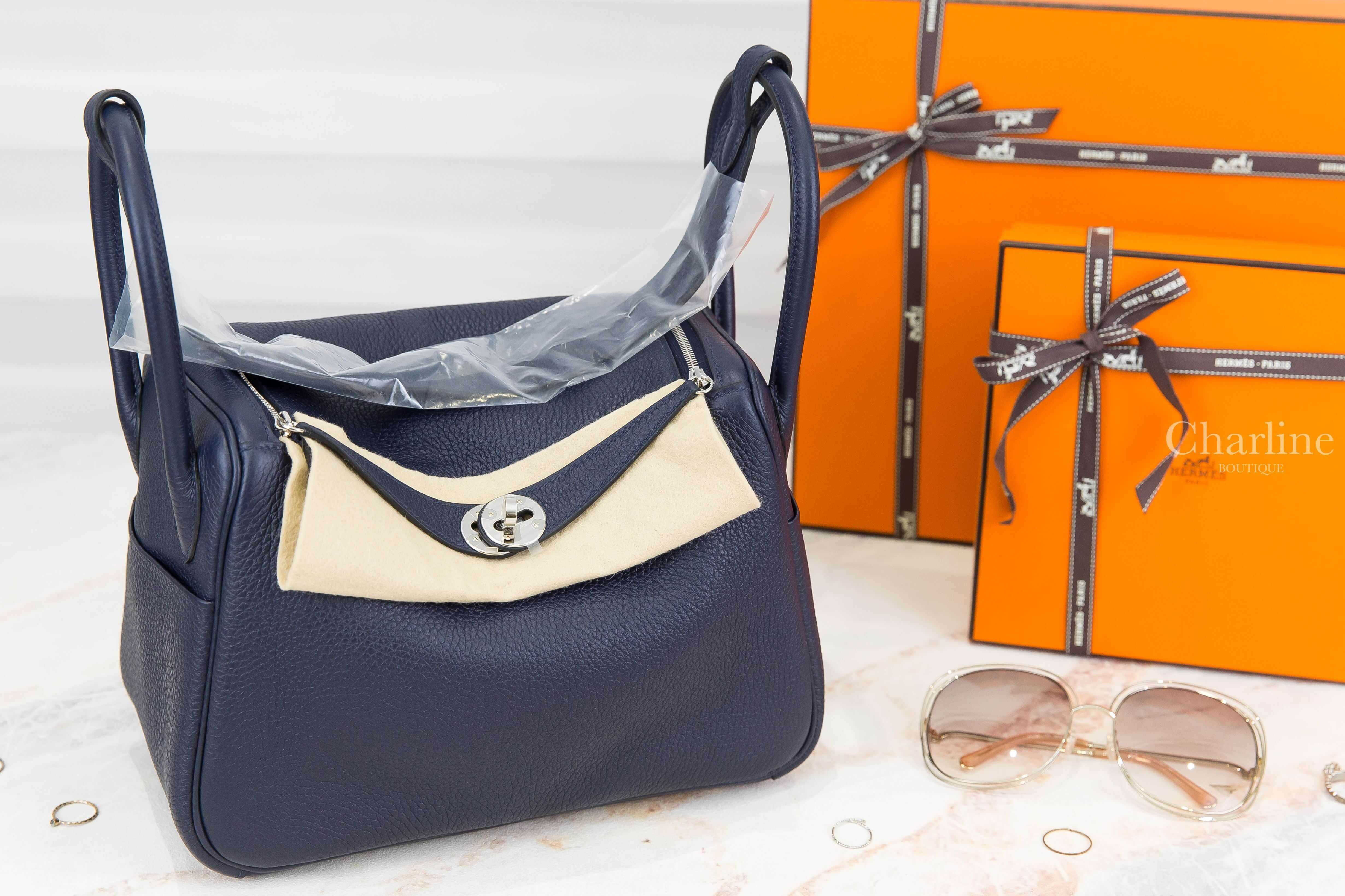 Hermès Lindy 26cm 2Z Bleu Nuit Taurillon Clemence U刻午夜藍銀釦-Charline Boutique 精品代購