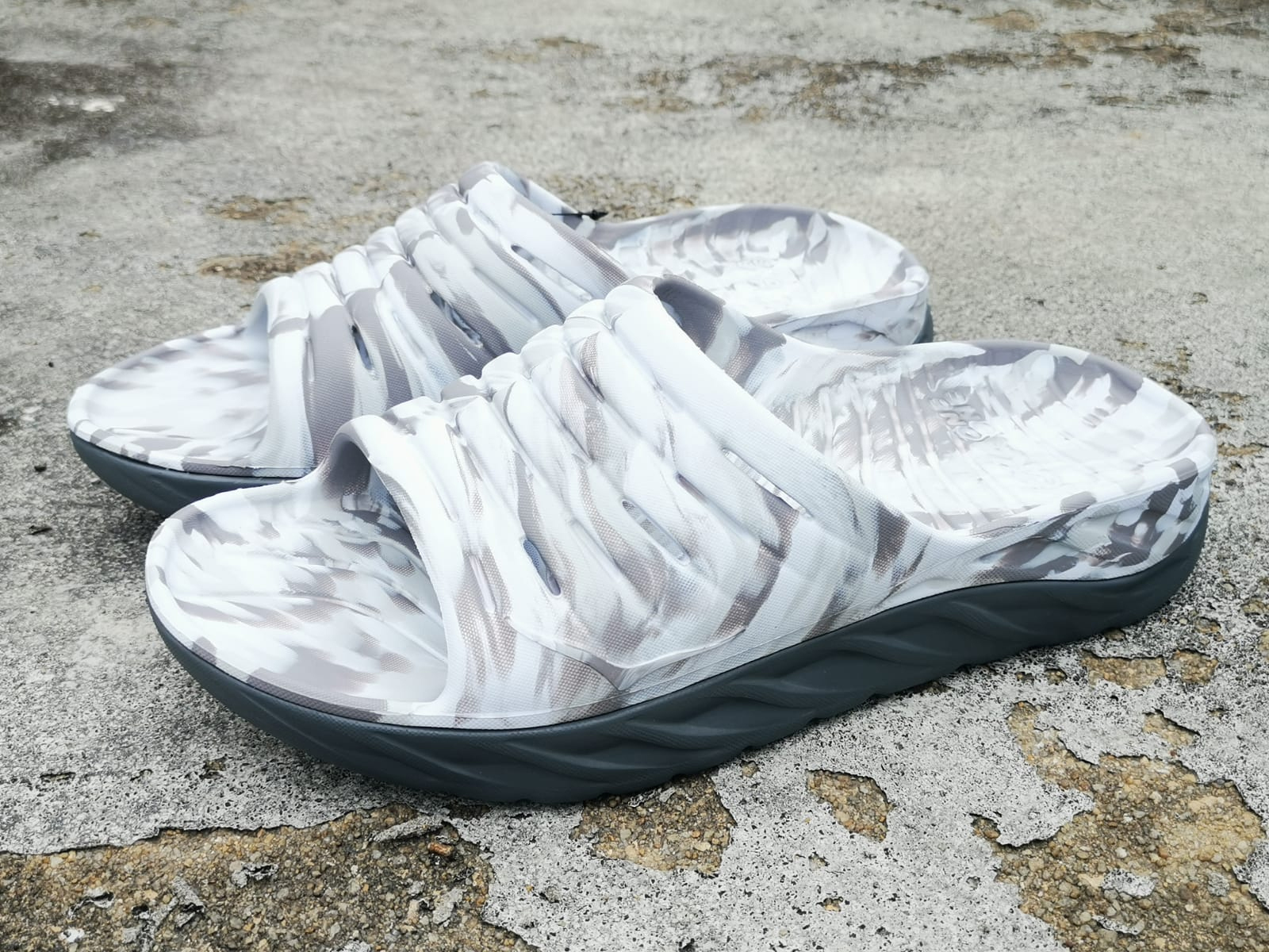 Hoka Ora Recovery Slide LRSH