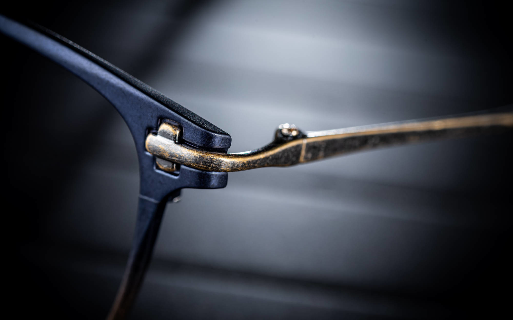 Walpole-col.01n TAYLOR WITH RESPECT X THE NEW BLACK OPTICAL 舊化藍銅限量聯乘