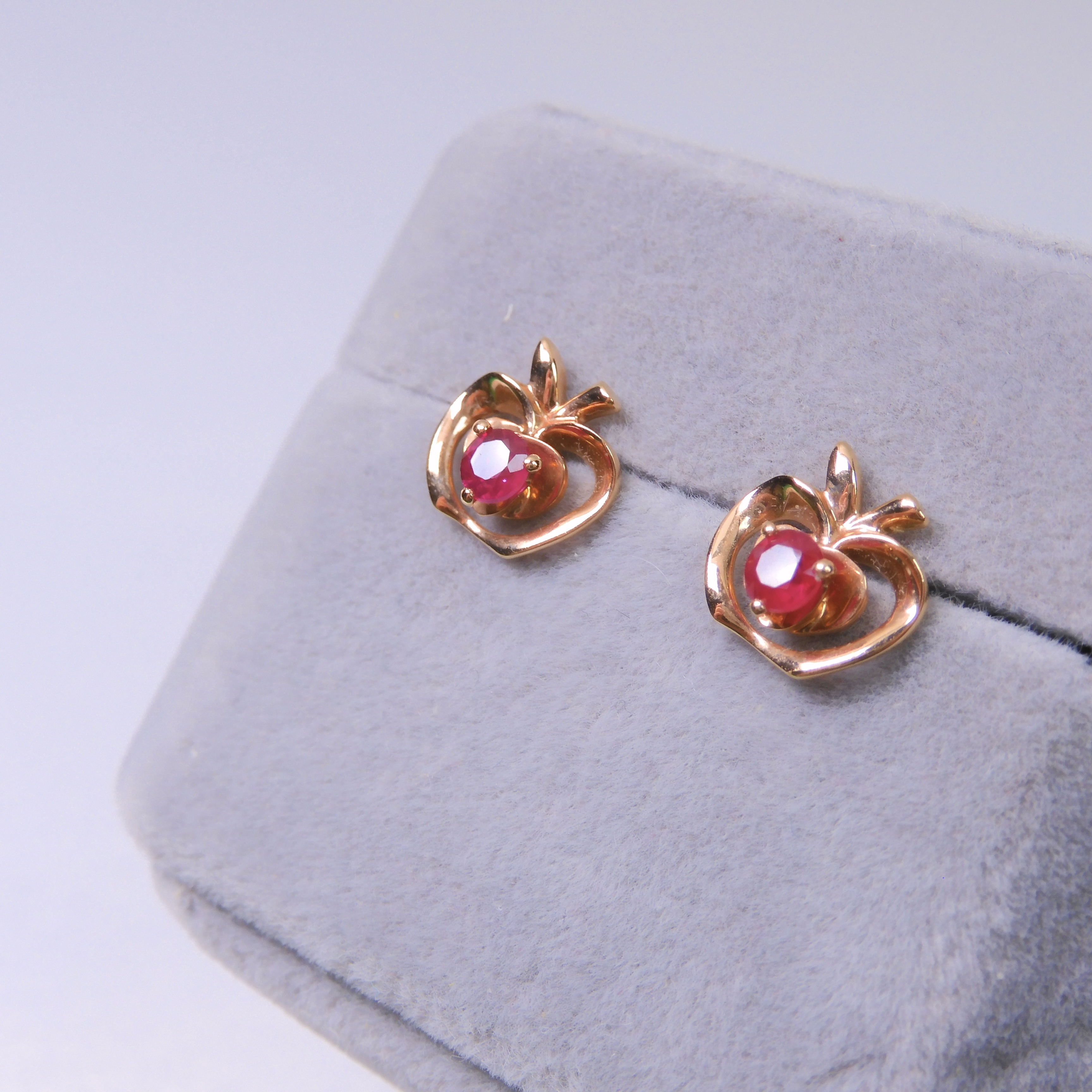 18K金 0.351ct 紅寶石耳釘